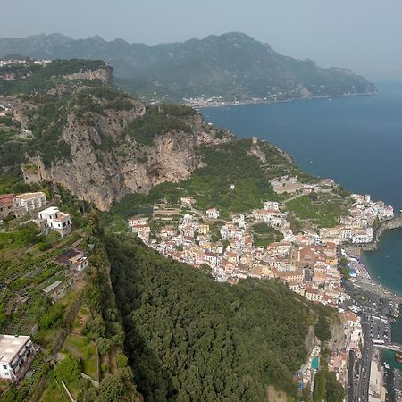 Appartement La Lucciola à Amalfi Extérieur photo